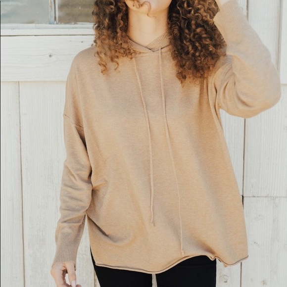 Carly Jean Los Angeles Tops - Carly Jean Los Angeles Mandy sweatshirt